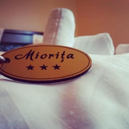 Restaurant Casa Miorita Hotel Buşteni Buitenkant foto