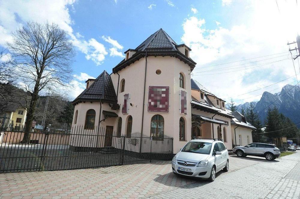 Restaurant Casa Miorita Hotel Buşteni Buitenkant foto